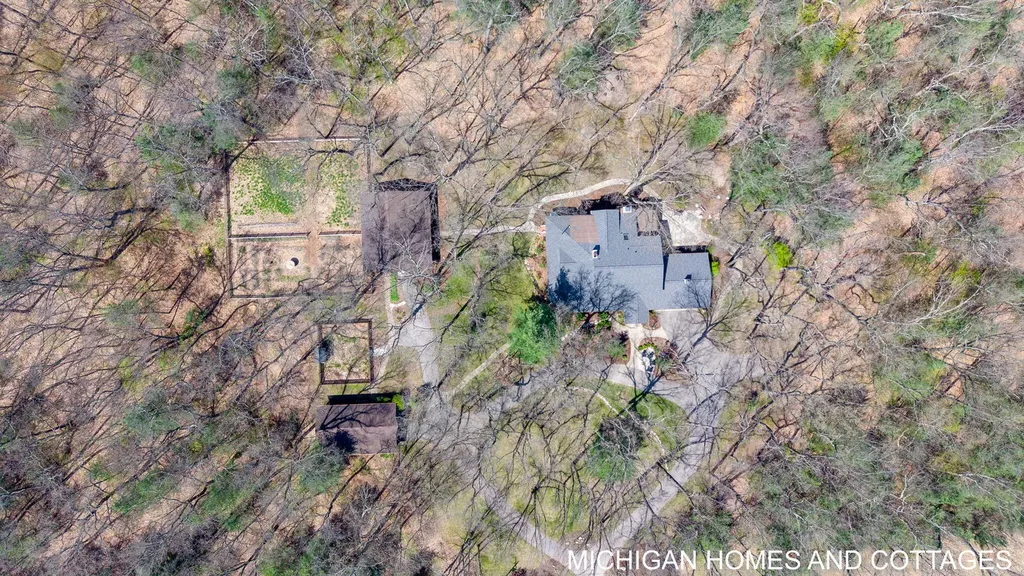 4303 132nd Avenue Heath Township MI 49419