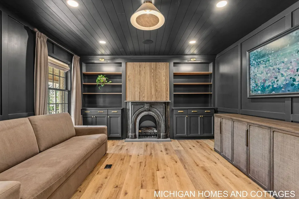 4303 132nd Avenue Heath Township MI 49419