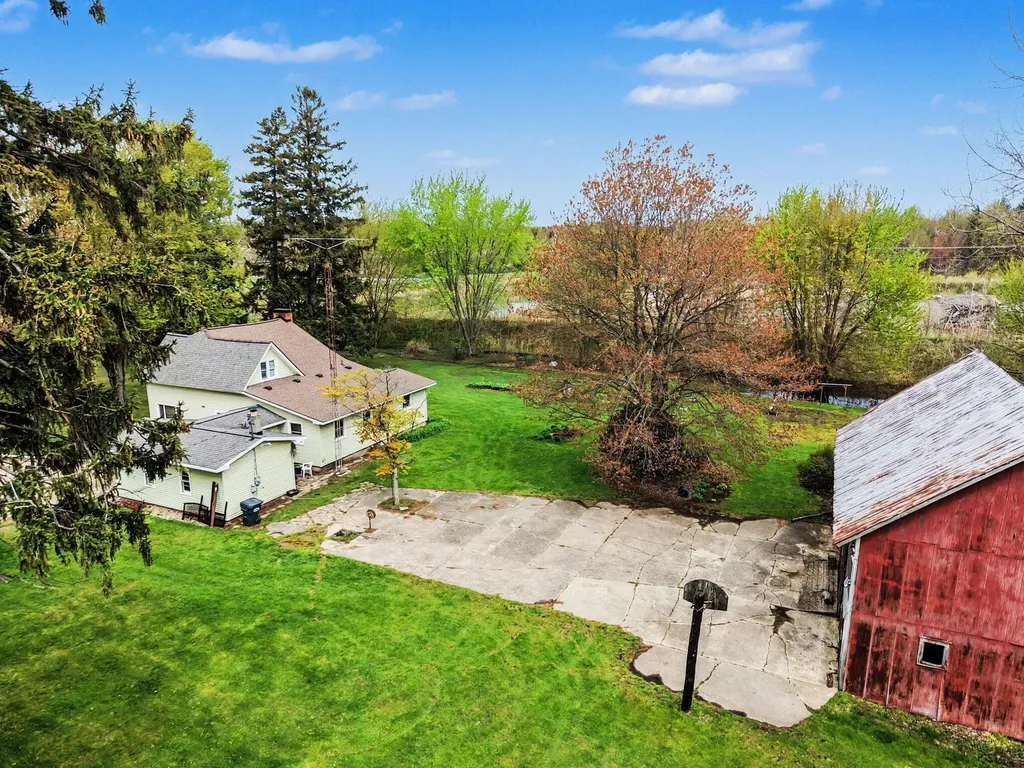 14361 76th Street South Haven Charter Township MI 49090