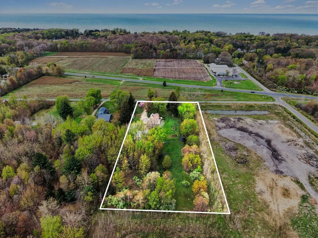 14361 76th Street South Haven Charter Township MI 49090