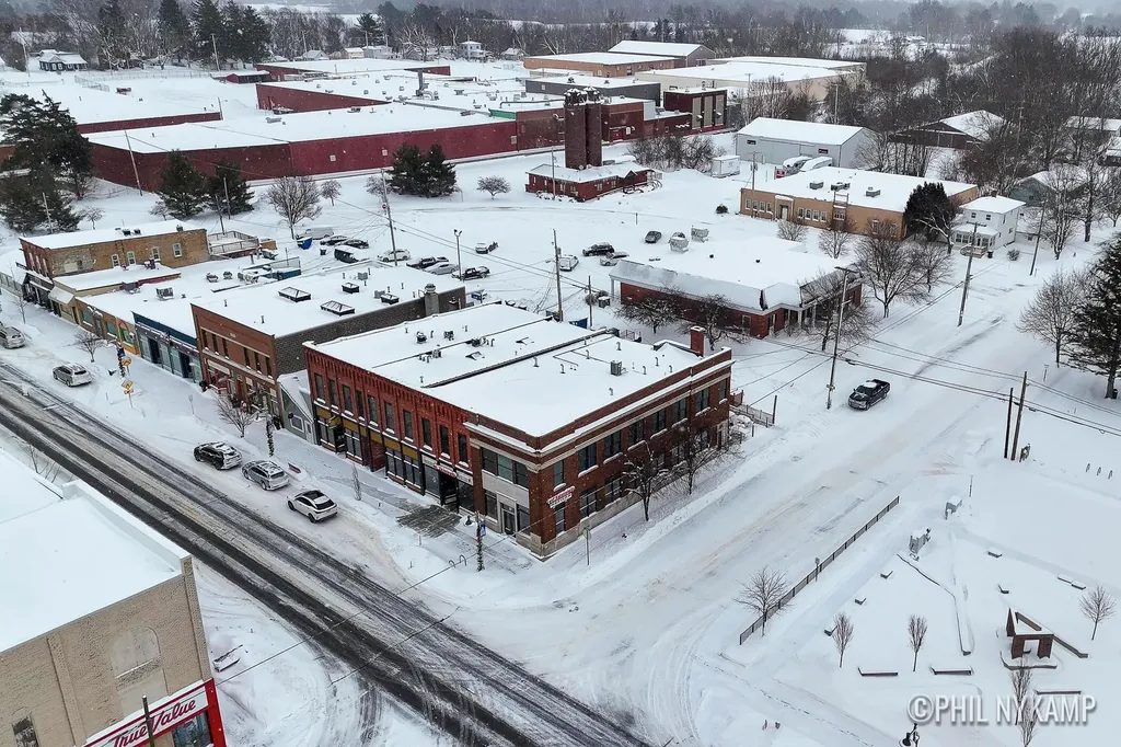 106 E Main Street Fennville City MI 49408
