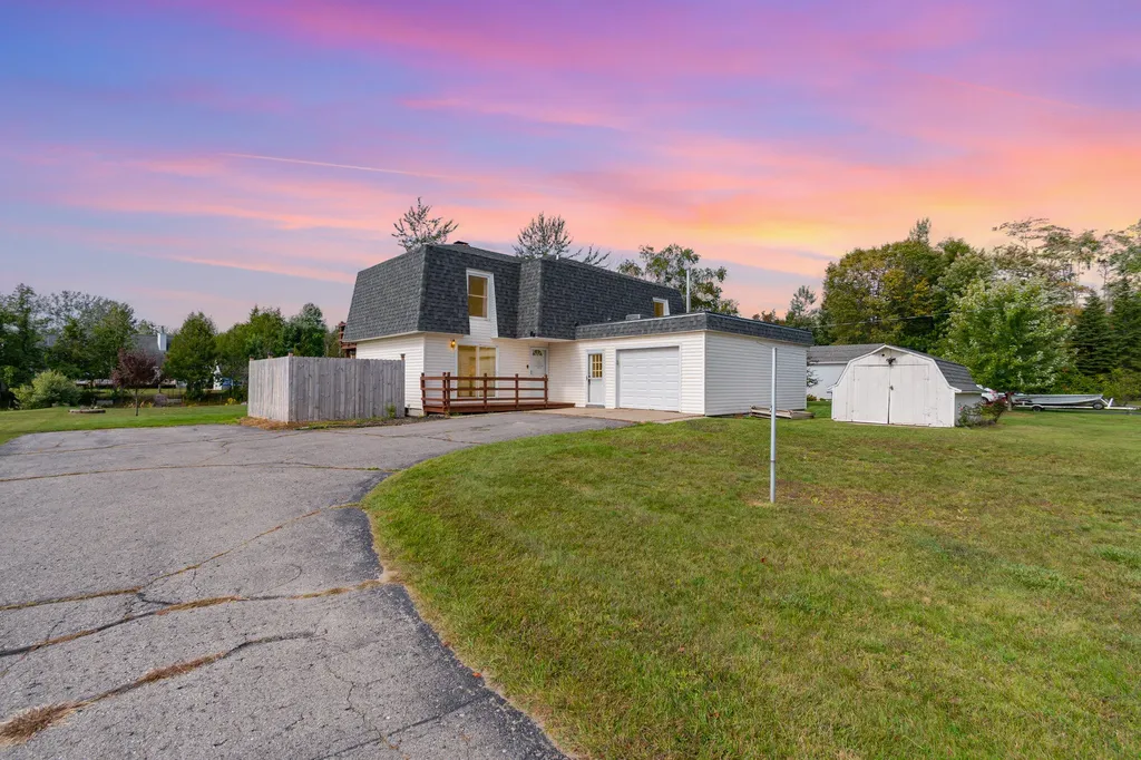 121 Channel Road 1 Alpena Township MI 49707