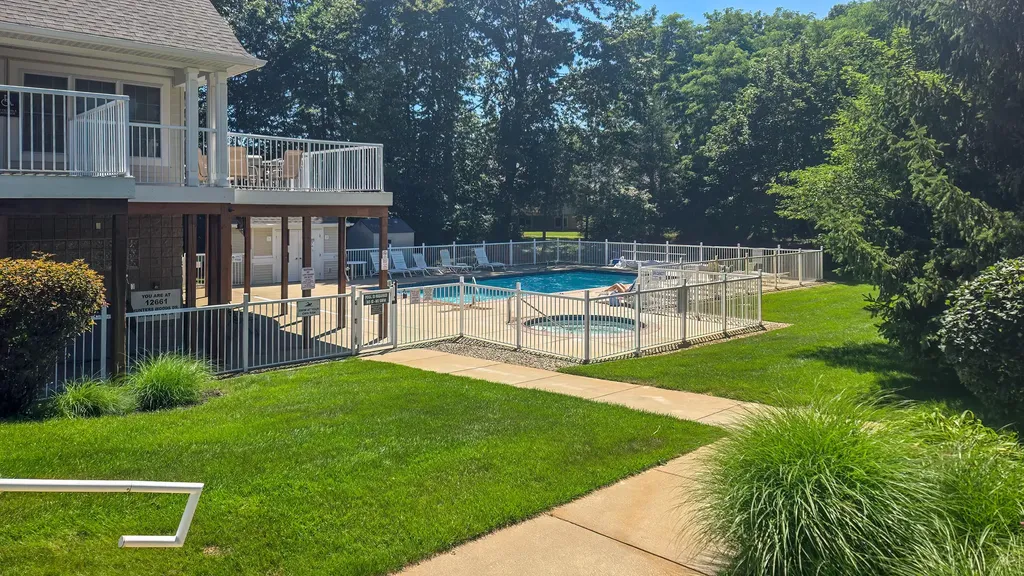 12670 Broadmoor Place Grand Haven Charter Township MI 49417