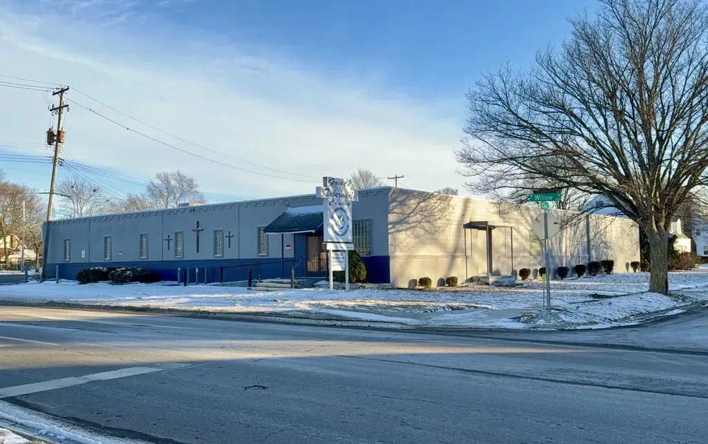 1819 W Willow Street Lansing City MI 48915