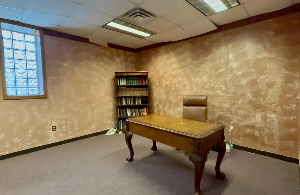 1819 W Willow Street Lansing City MI 48915