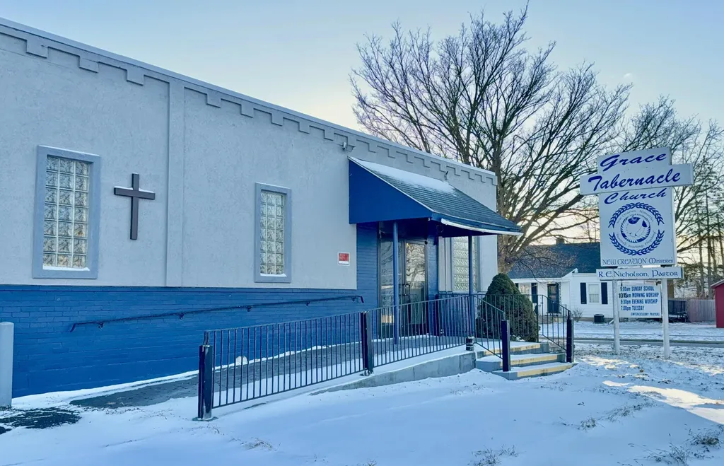 1819 W Willow Street Lansing City MI 48915