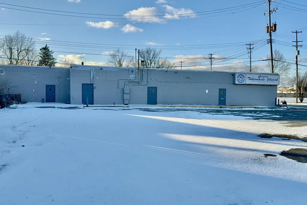 1819 W Willow Street Lansing City MI 48915