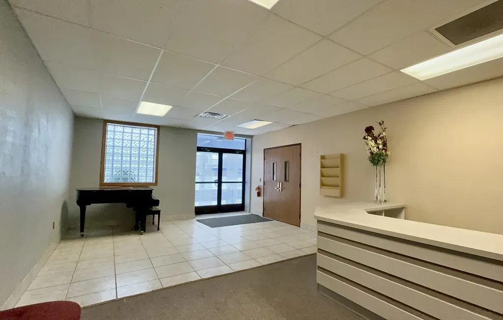 1819 W Willow Street Lansing City MI 48915