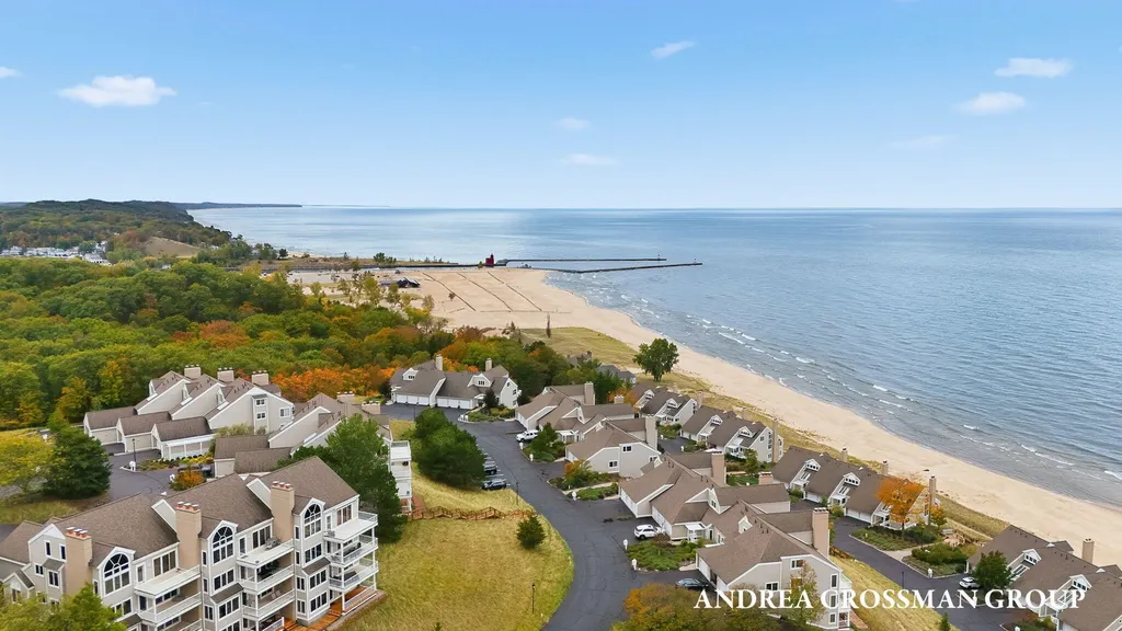 741 Spyglass Hill Park Township MI 49424