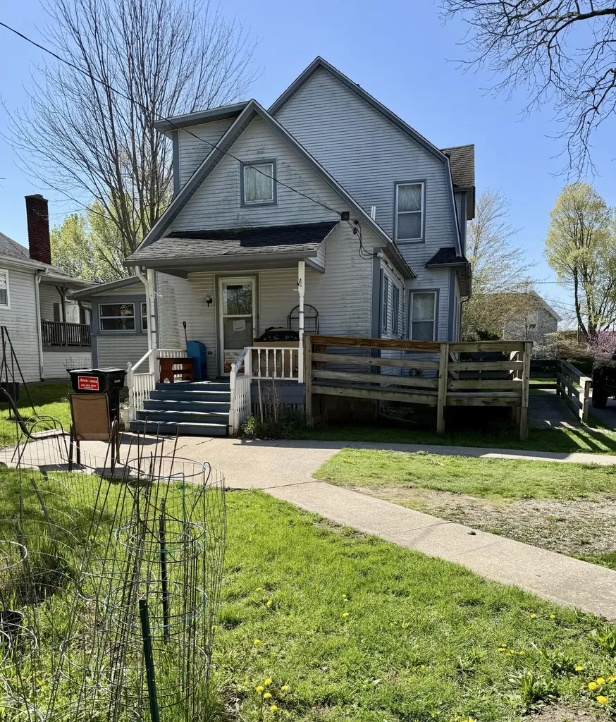 421 E Main Street Fennville City MI 49408