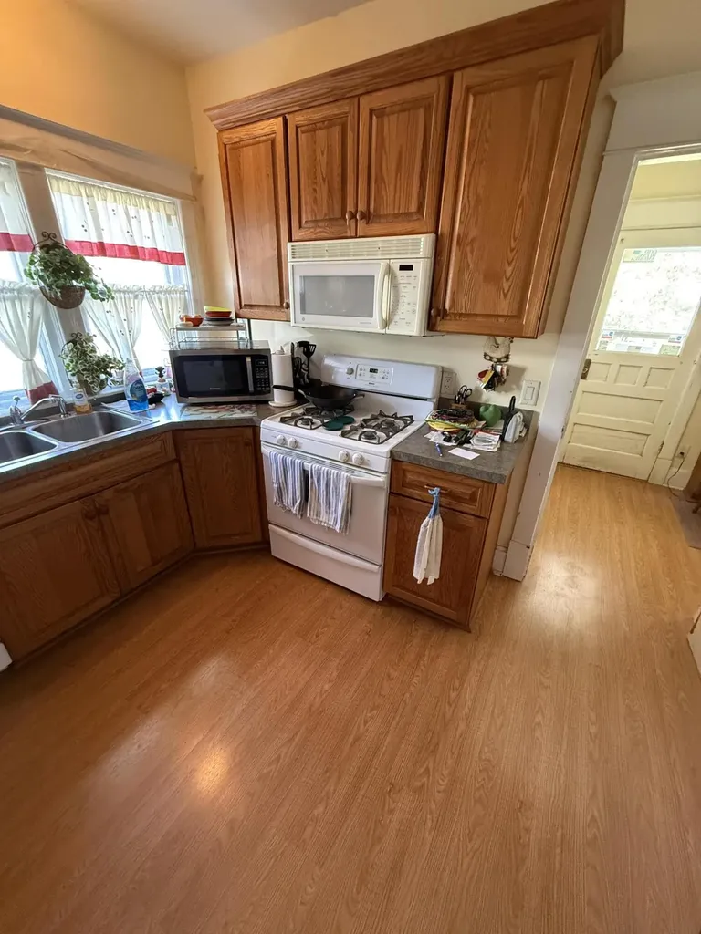 421 E Main Street Fennville City MI 49408