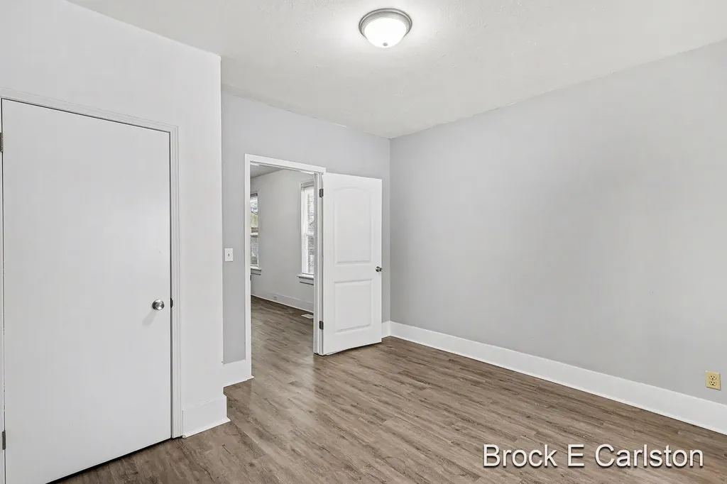1157 W Dale Avenue Muskegon City MI 49441