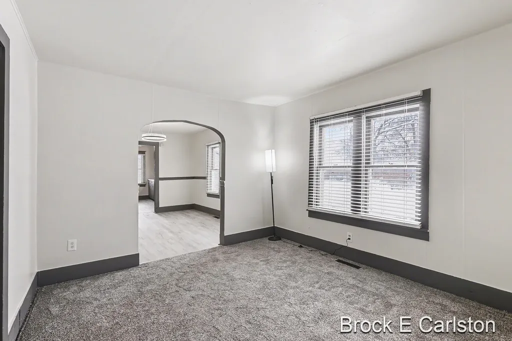 2614 Riordan Street Muskegon Heights City MI 49444