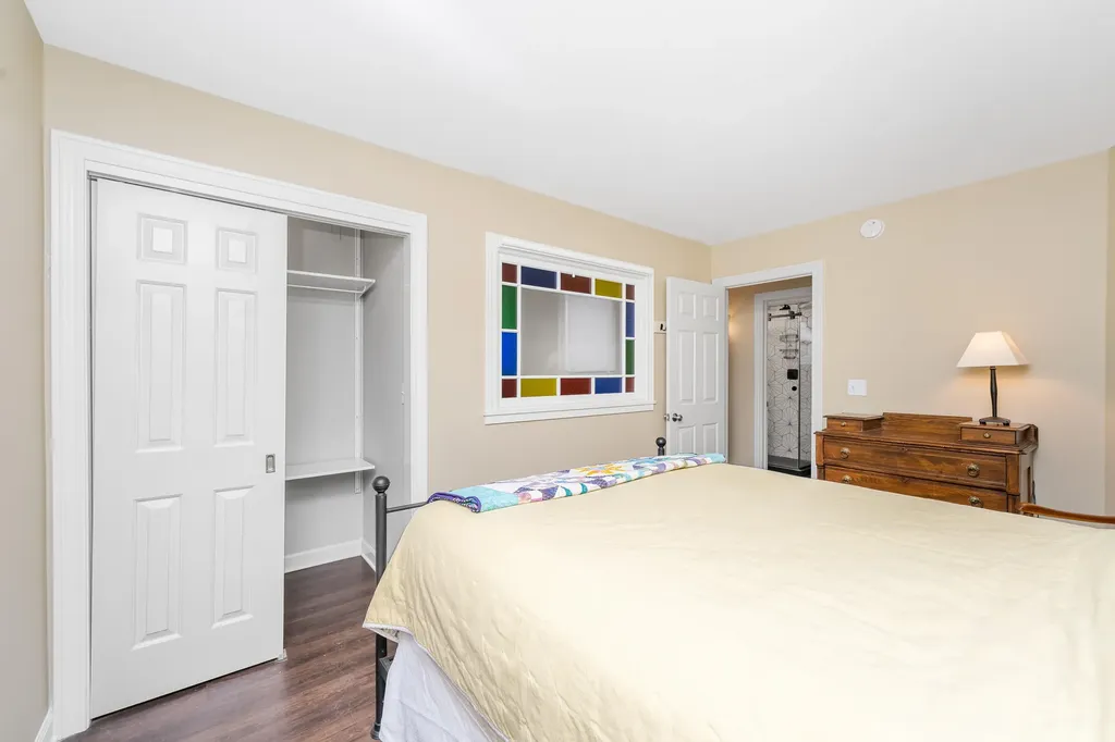 16 Park Street Saugatuck City MI 49453