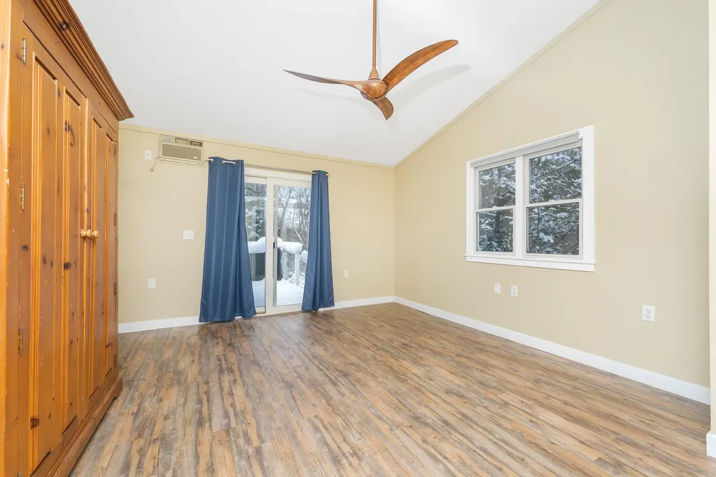 16 Park Street Saugatuck City MI 49453