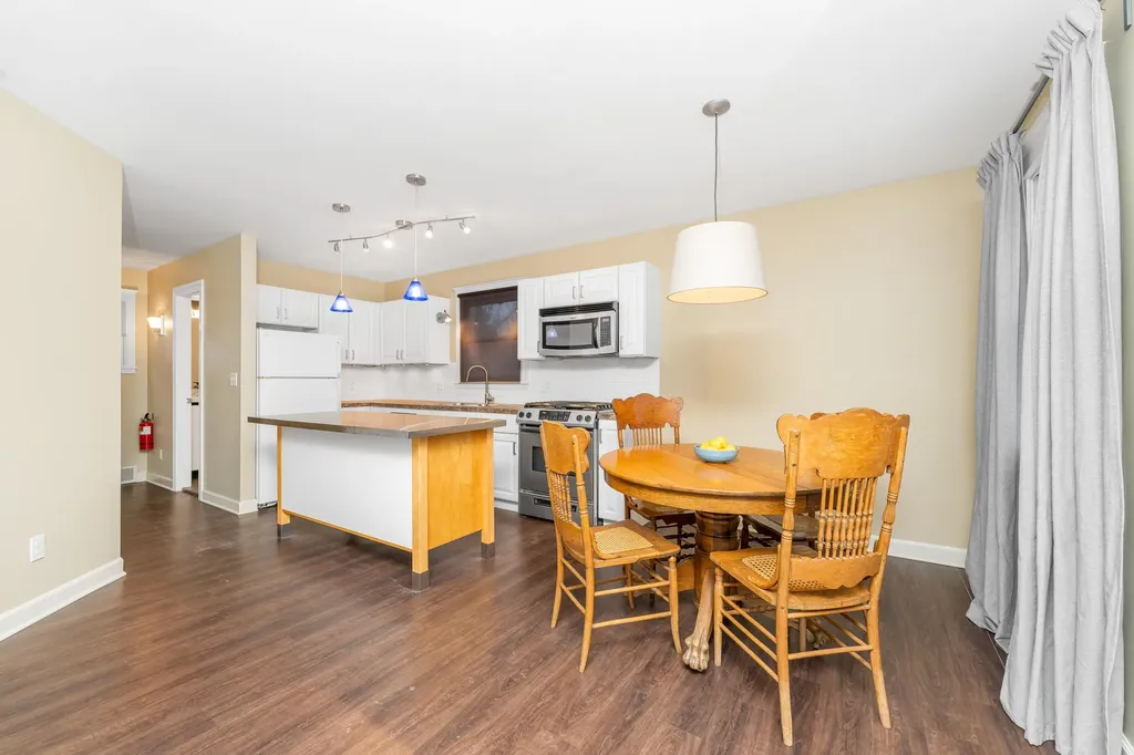 16 Park Street Saugatuck City MI 49453