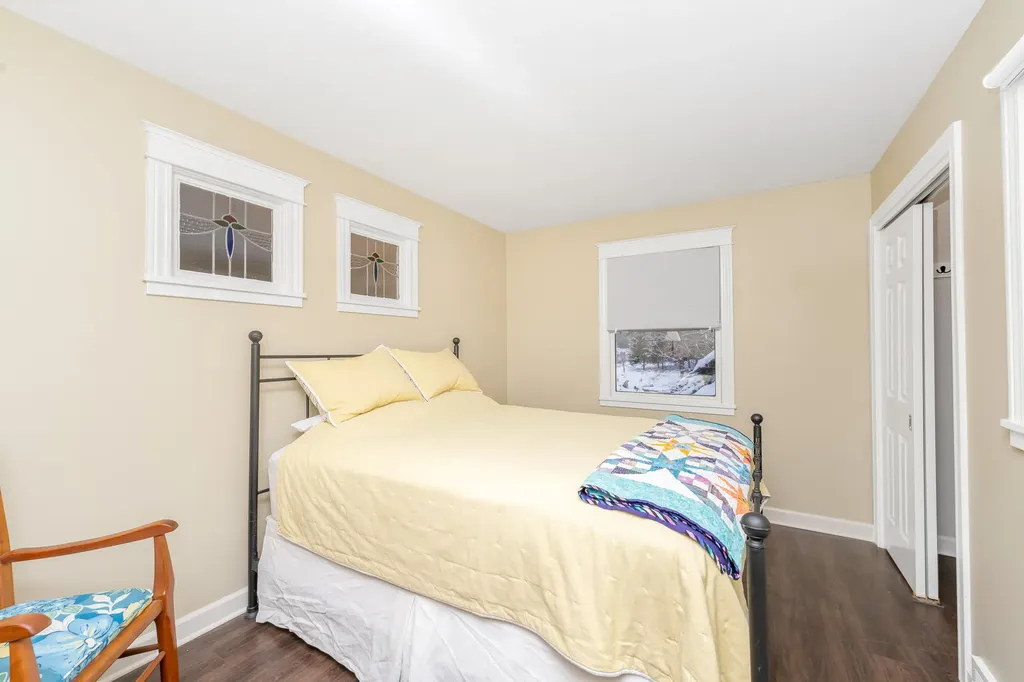 16 Park Street Saugatuck City MI 49453