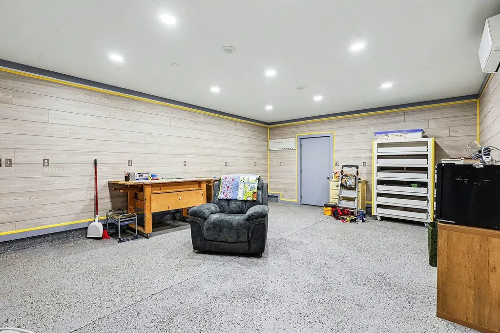 16220 Ferris Street Grand Haven Charter Township MI 49417