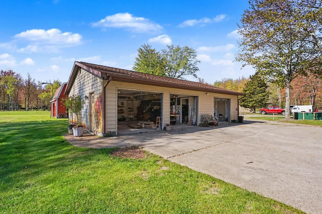 16220 Ferris Street Grand Haven Charter Township MI 49417