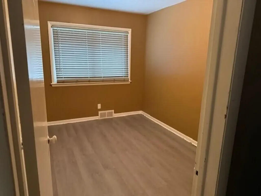 1193 Amity Avenue Muskegon City MI 49442