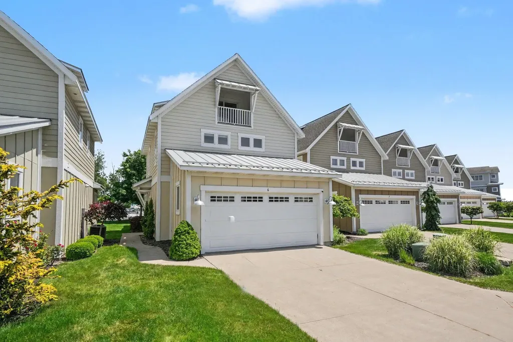 920 W Savidge Street Spring Lake Village MI 49456