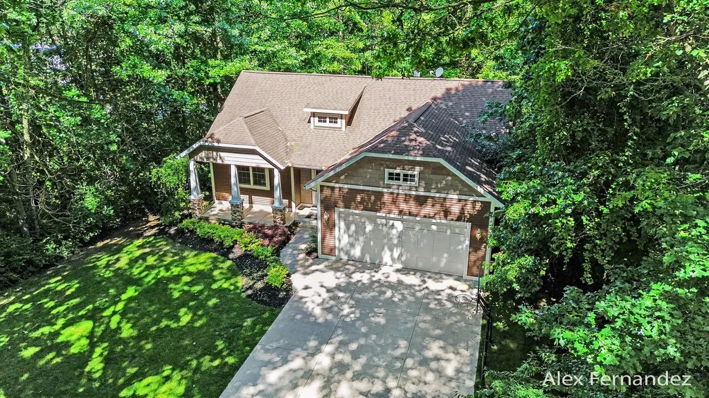6288 Hawthorne Court Saugatuck Township MI 49453