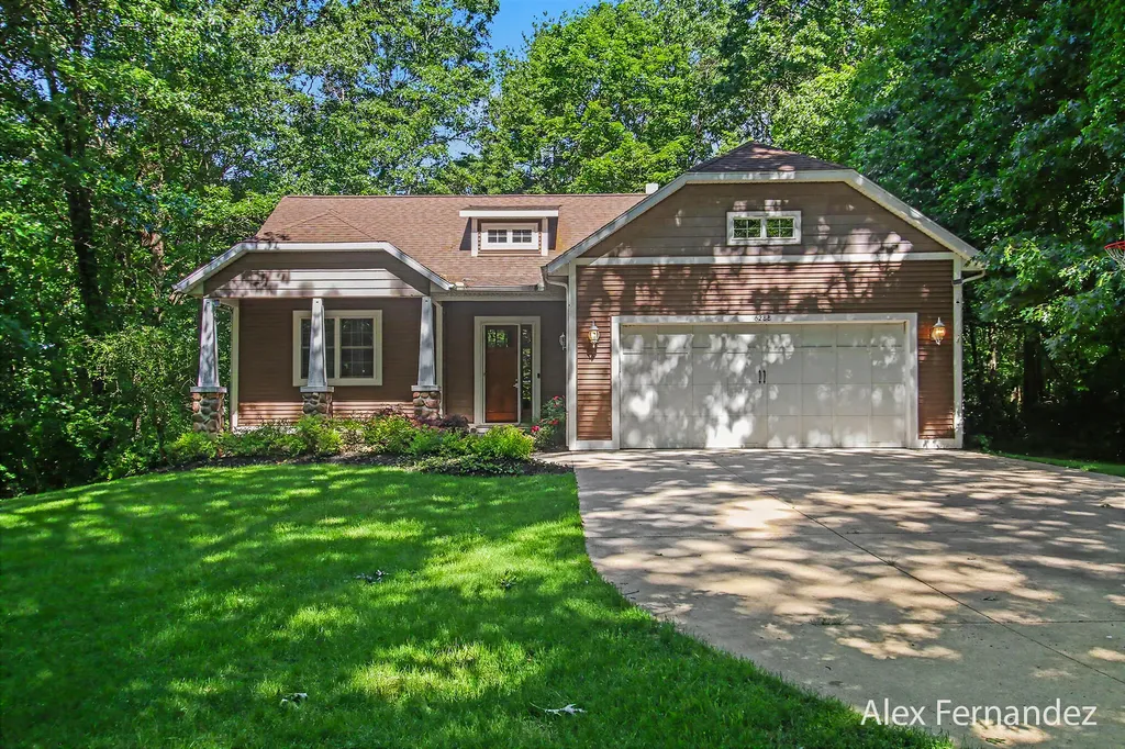 6288 Hawthorne Court Saugatuck Township MI 49453