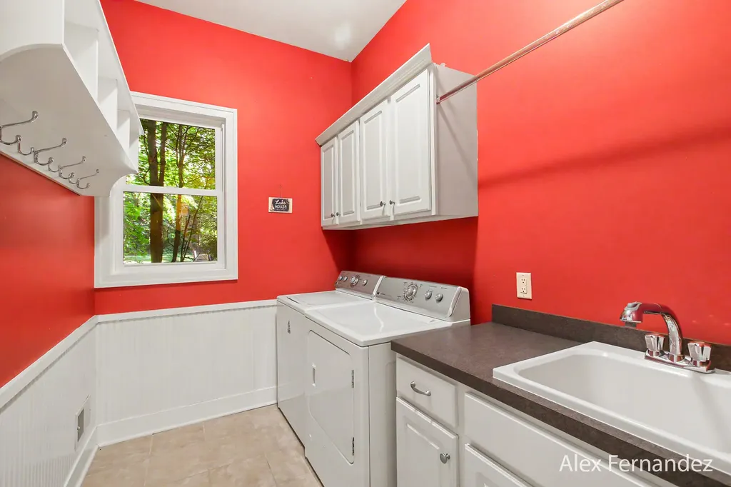 6288 Hawthorne Court Saugatuck Township MI 49453