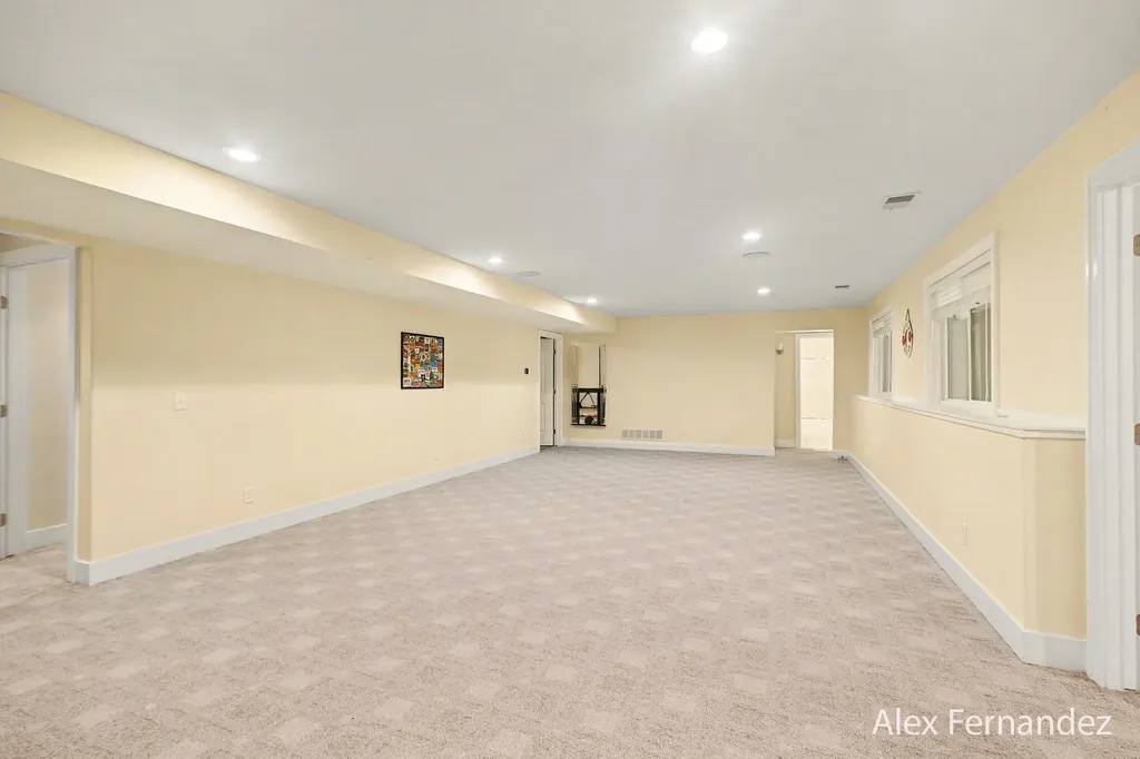 6288 Hawthorne Court Saugatuck Township MI 49453