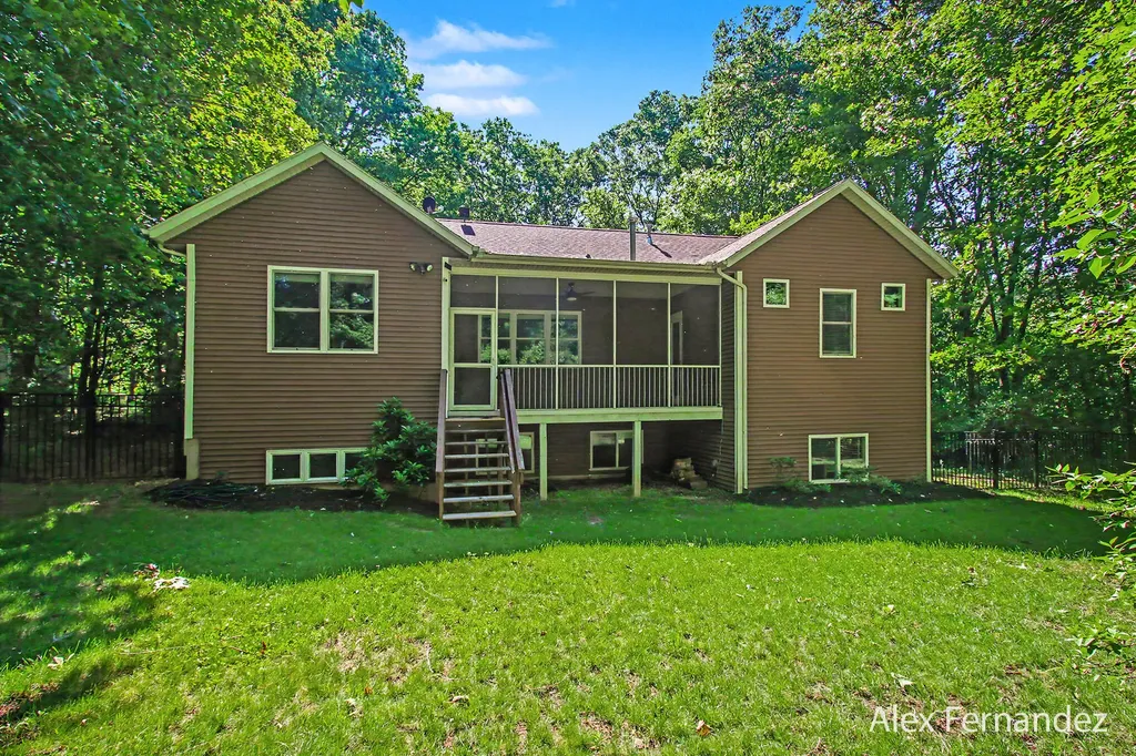 6288 Hawthorne Court Saugatuck Township MI 49453