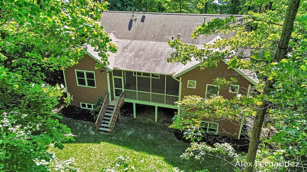 6288 Hawthorne Court Saugatuck Township MI 49453