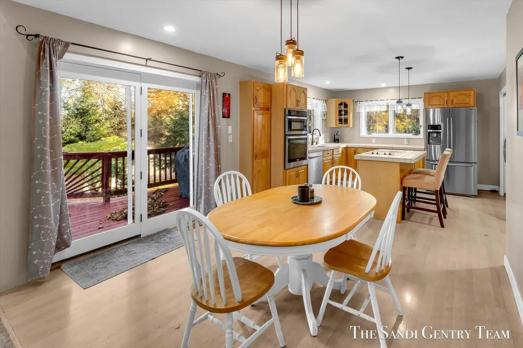 1020 Brookway Court Norton Shores City MI 49441