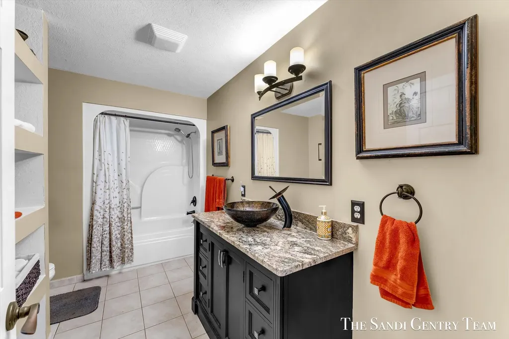 1020 Brookway Court Norton Shores City MI 49441