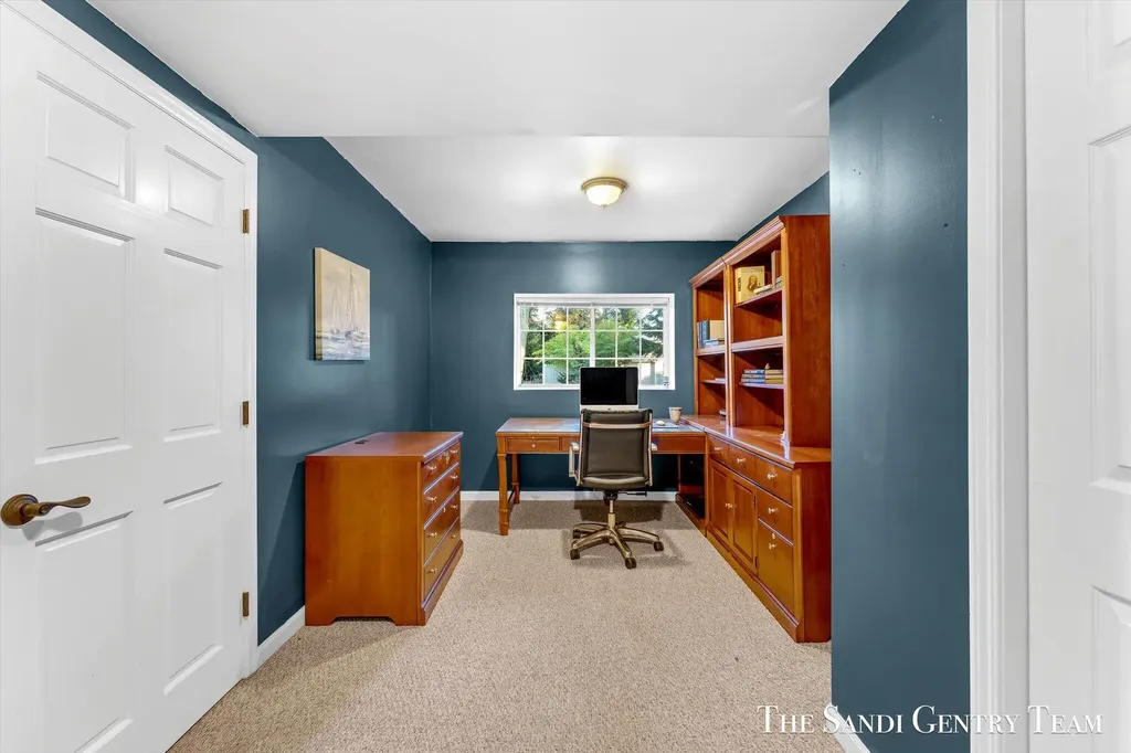 1020 Brookway Court Norton Shores City MI 49441