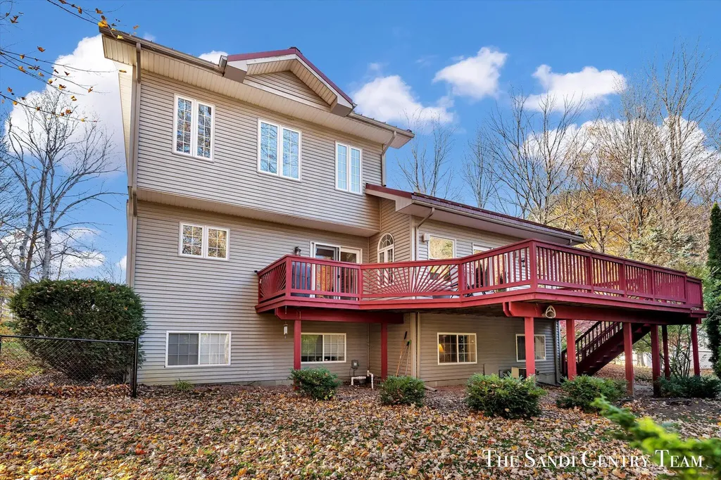 1020 Brookway Court Norton Shores City MI 49441