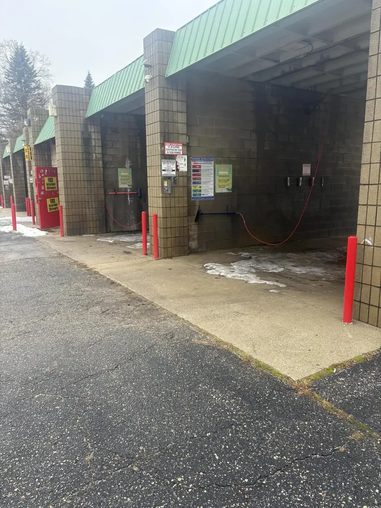 1671 E River Road Muskegon Charter Township MI 49445