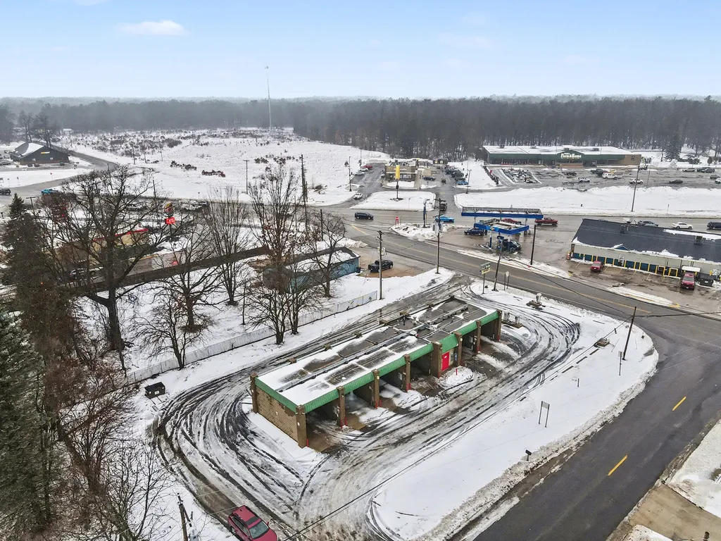 1671 E River Road Muskegon Charter Township MI 49445