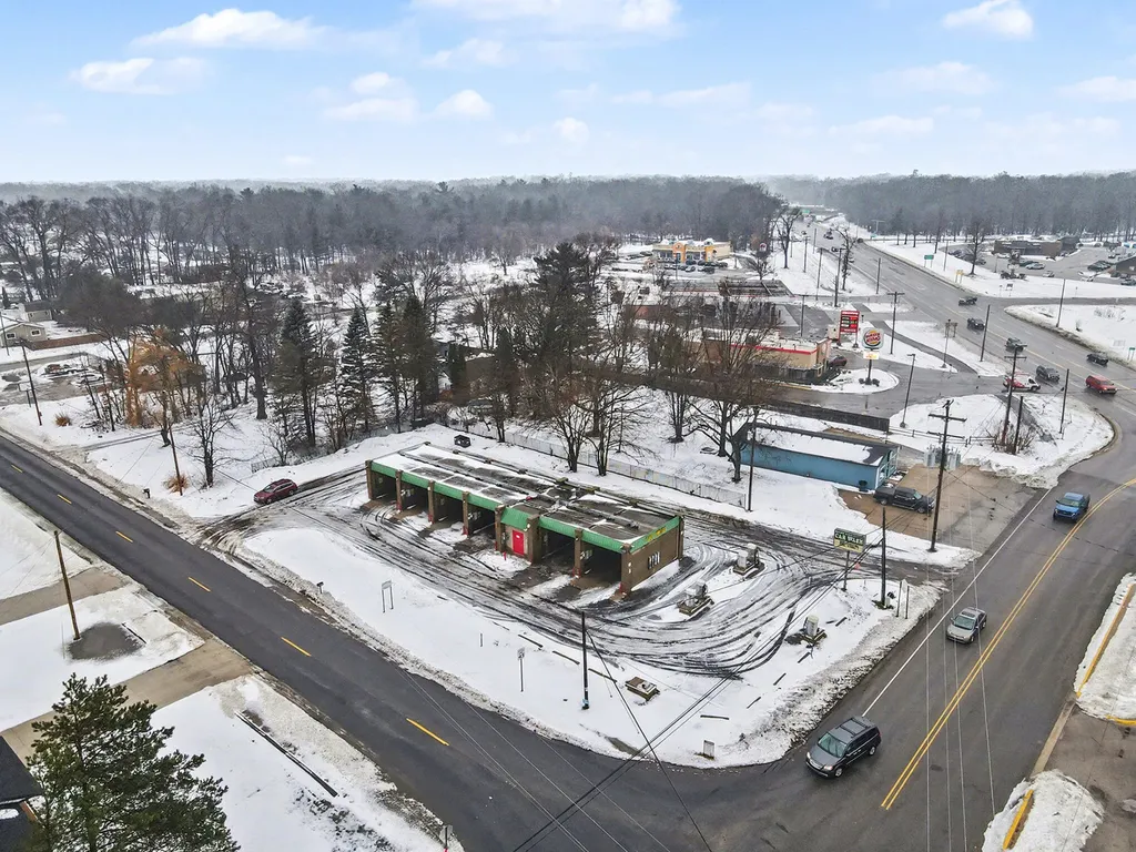 1671 E River Road Muskegon Charter Township MI 49445