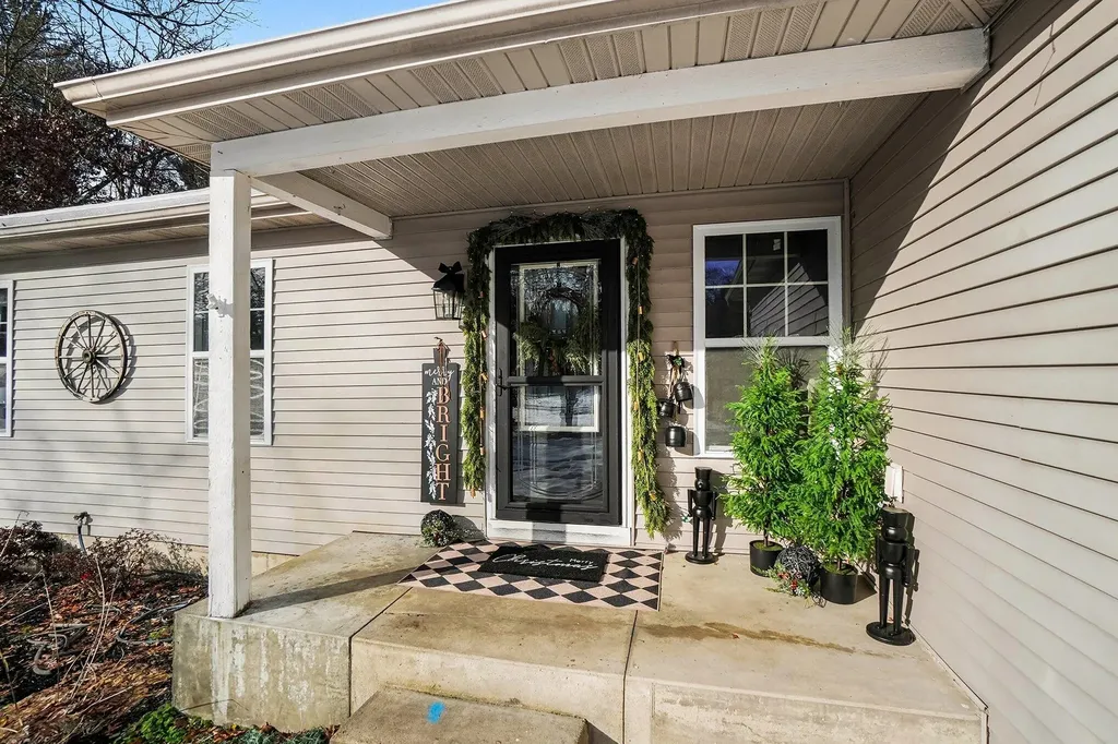 3230 Sarah Circle Dalton Township MI 49457