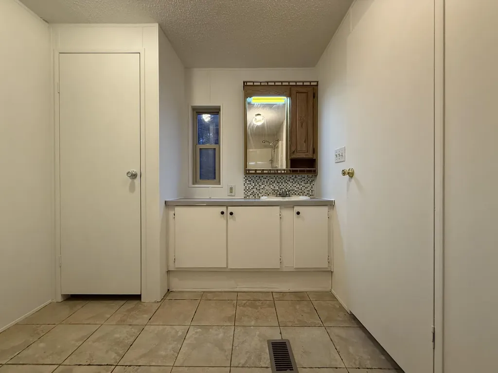 5080 22 Mile Road Clarendon Township MI 49245