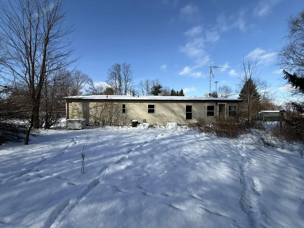 5080 22 Mile Road Clarendon Township MI 49245