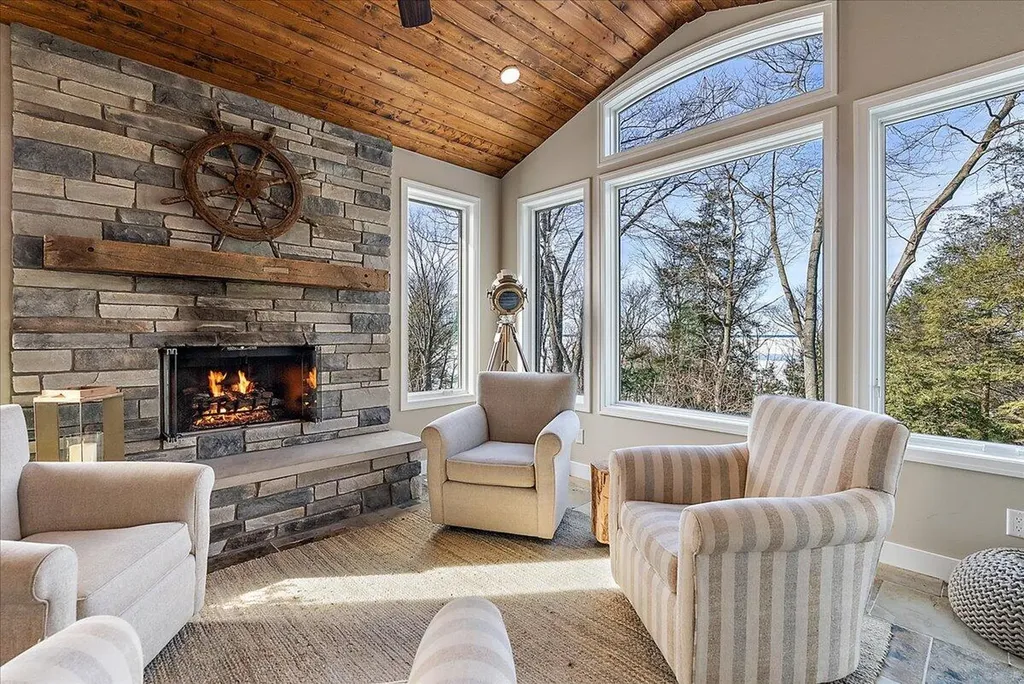 690 Dunegrass Circle Drive Saugatuck City MI 49453