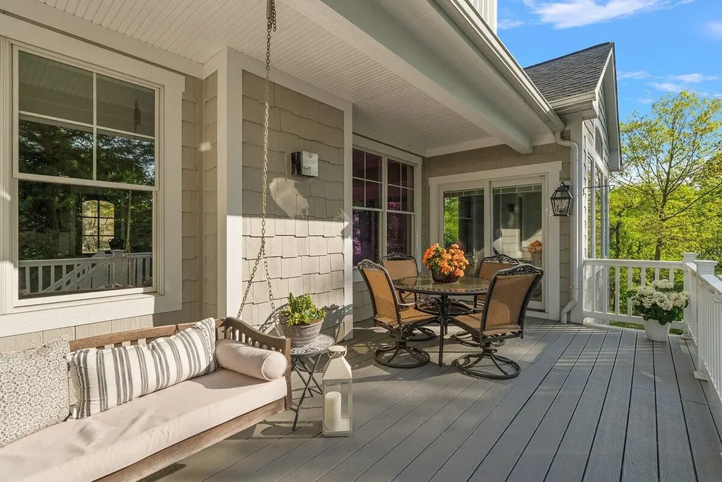 690 Dunegrass Circle Drive Saugatuck City MI 49453