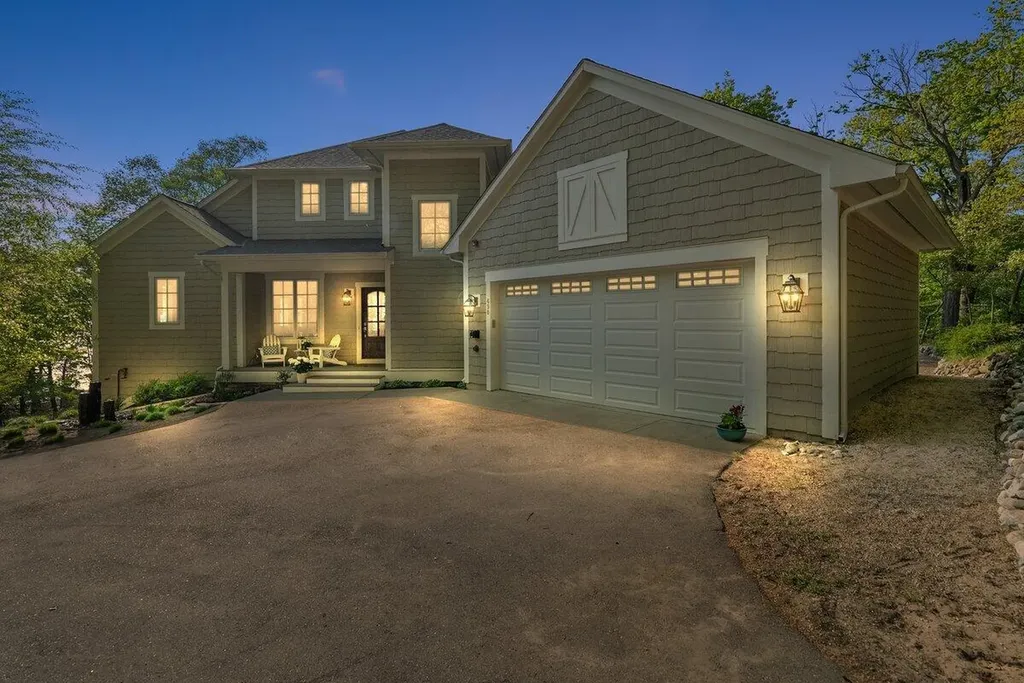 690 Dunegrass Circle Drive Saugatuck City MI 49453