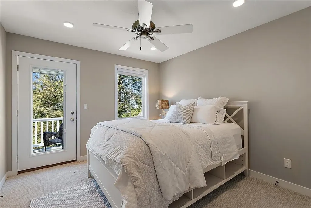 690 Dunegrass Circle Drive Saugatuck City MI 49453