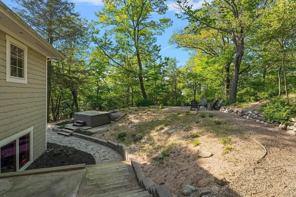 690 Dunegrass Circle Drive Saugatuck City MI 49453