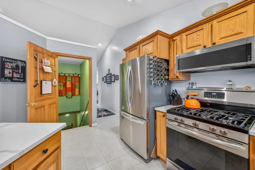 975 Glenwood Avenue Laketon Township MI 49445