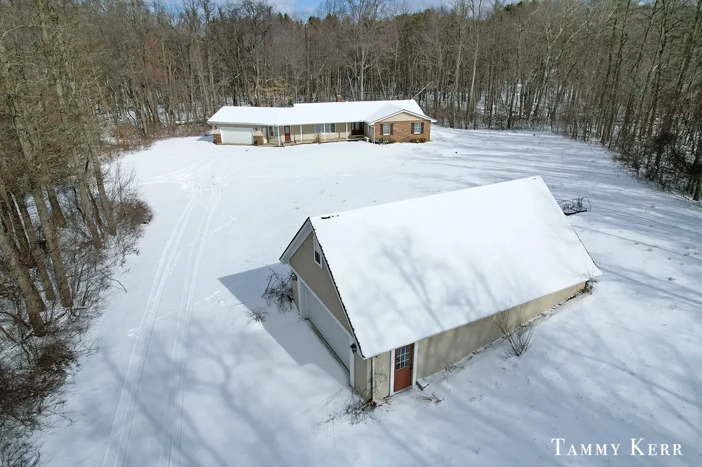6375 143rd Avenue Laketown Township MI 49423