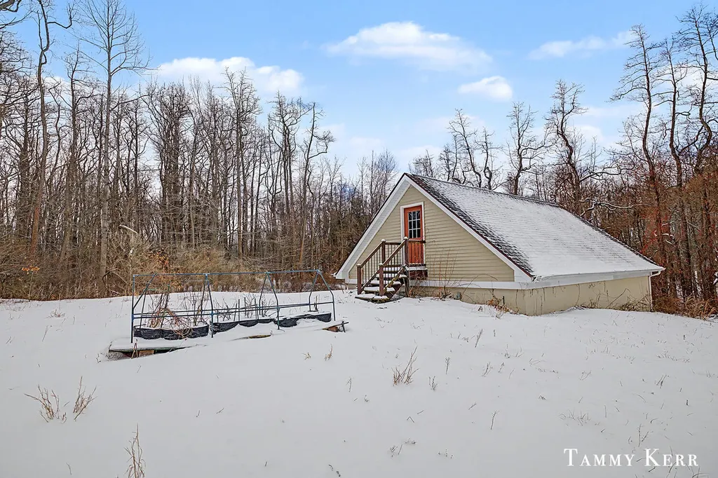 6375 143rd Avenue Laketown Township MI 49423