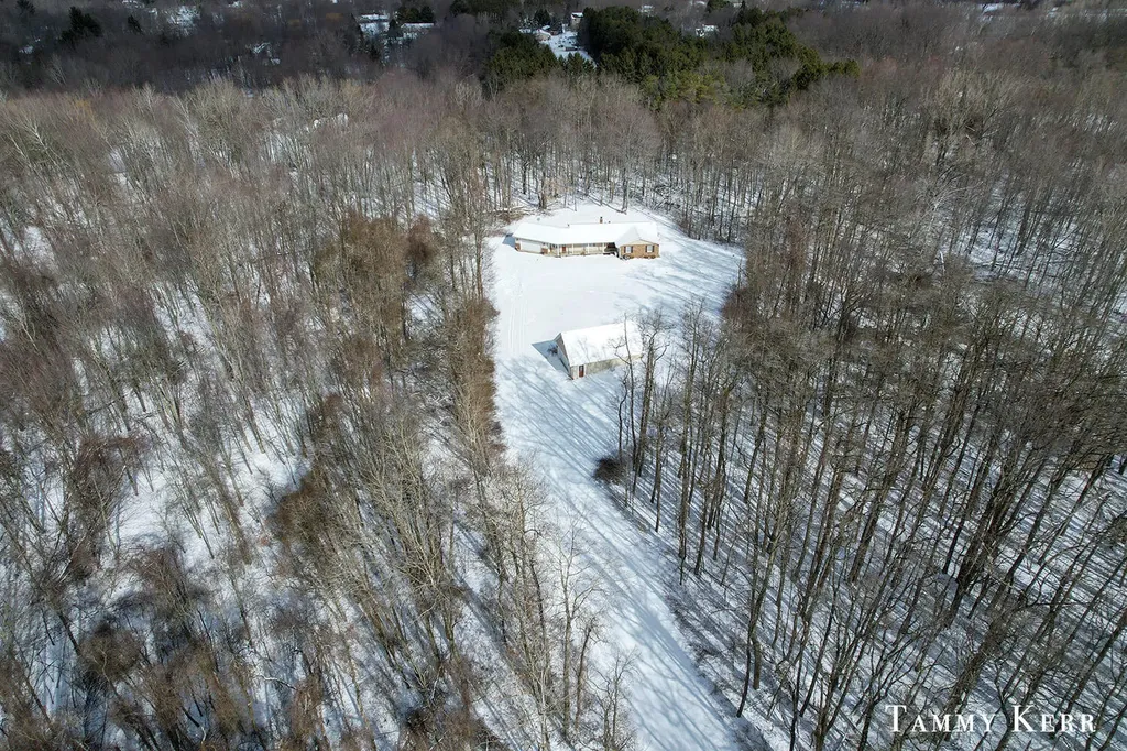 6375 143rd Avenue Laketown Township MI 49423